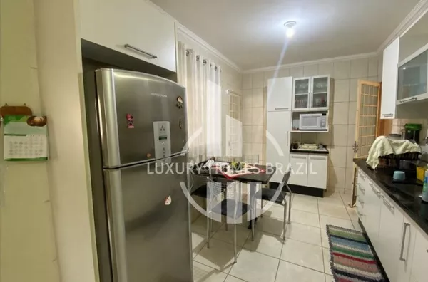 Vendo Casa com edícula no Jardim Quadra Norte - Zona Norte