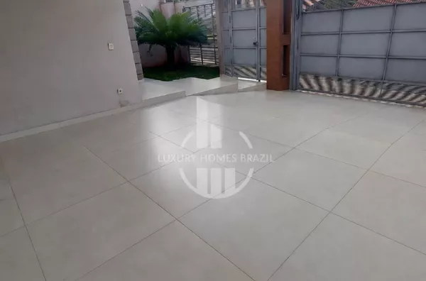 Vendo Sobrado de esquina no Jardim Morumbi - Cambé 