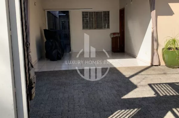 Vendo Casa no Jardim Columbia D - Zona Oeste