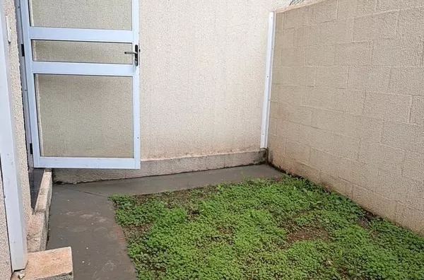 Vendo Direito de Apartamento com Jardim Privativo no Laguna di Valência - Zona Leste
