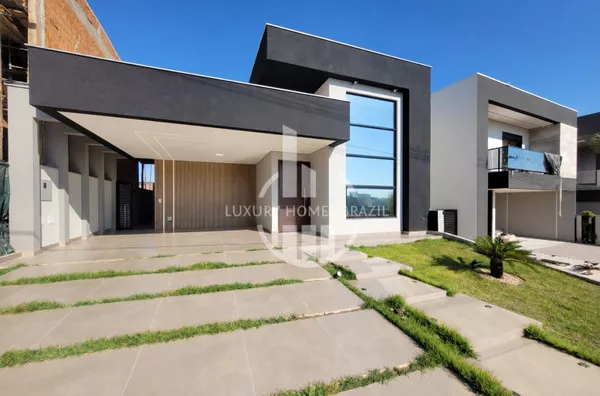 Vendo Casa de alto padrão no condomínio Araçari - Zona Leste