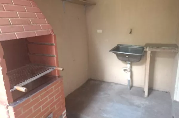 Casa para direitos de imóveis, 3 quarto(s),  Ernani Moura Lima, Londrina