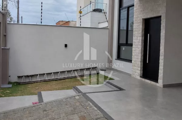 Vendo Casa de alto padrão no Jardim Chamonix - Zona Leste