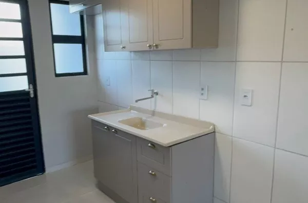 Casa para , 2 quarto(s),  Jardim Maria Celina, Londrina