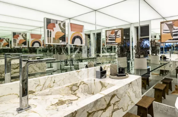 Vendo Apartamento de alto padrão no Wonder - Zona Sul