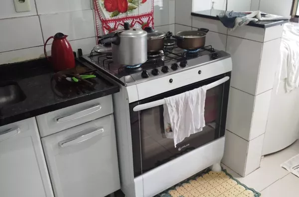 Apartamento para , 2 quarto(s),  Residencial Professora Madalena Cardoso, Londrina
