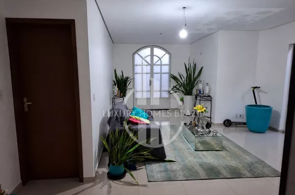 Vendo Sobrado de alto padrão no Condomínio Havana - Zona Leste