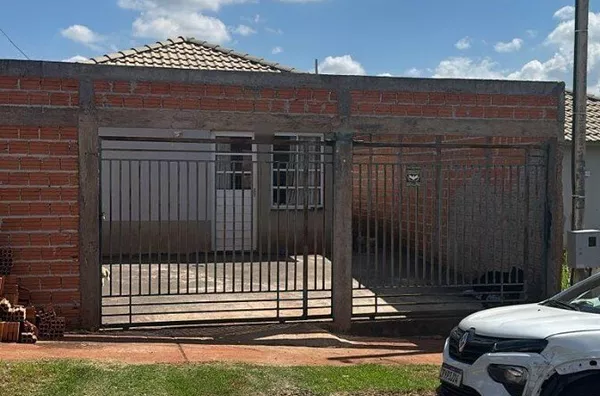 Casa para direitos de imóveis e venda, 2 quarto(s),  Jacutinga, Londrina