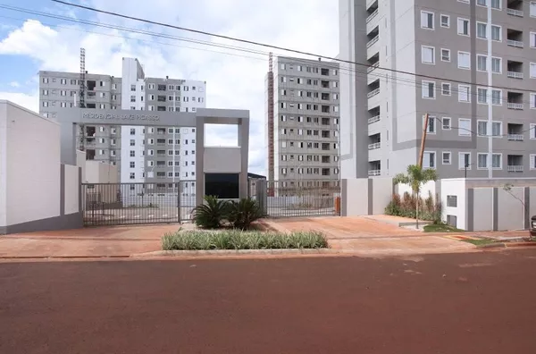 Vendo Direito de Apartamento no Residencial Lake Picasso - Zona Leste