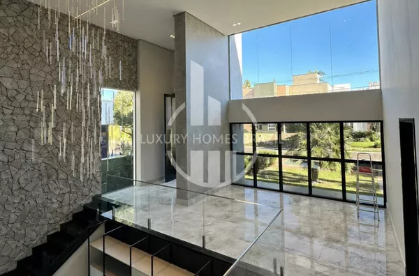 Vendo Casa em Condomínio de alto padrão no Sun Lake - Zona Sul