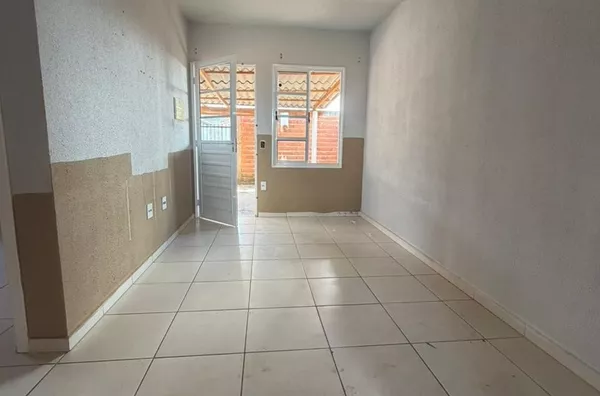 Casa para direitos de imóveis, 2 quarto(s),  Jacutinga, Londrina