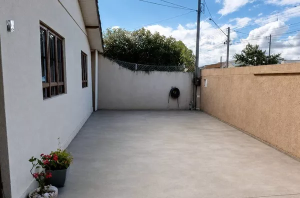 Vendo Casa Quitada no Bairro Ernâni Moura Lima - Zona Leste