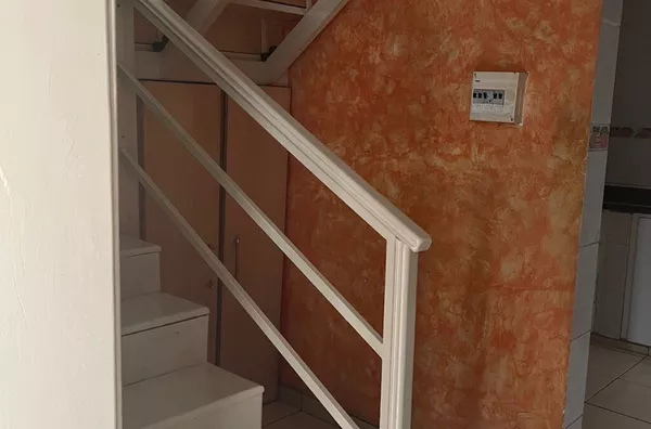 Sobrado para venda, 3 quarto(s),  Jardim Morumbi, Londrina