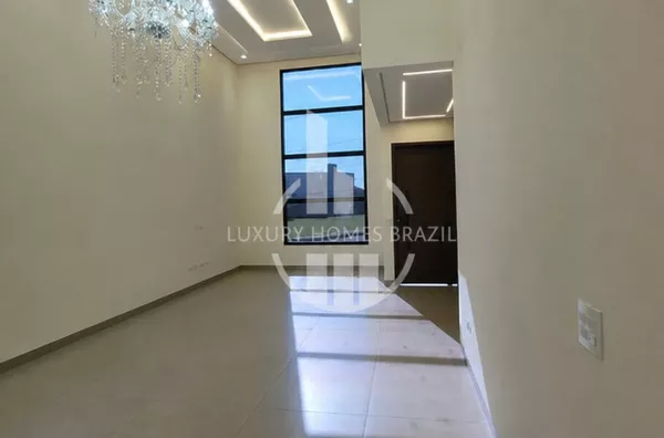Vendo Casa de alto padrão no condomínio Araçari - Zona Leste