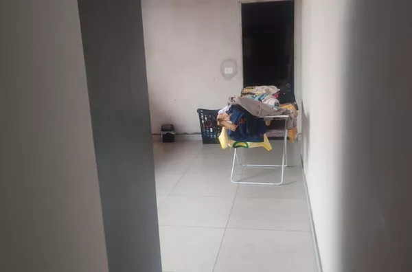 Casa para direitos de imóveis, 2 quarto(s),  Jardim Padovani, Londrina