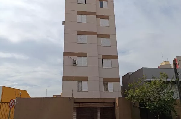 Vendo apartamento quitado no Edifício Saint Patrik - Centro de Londrina