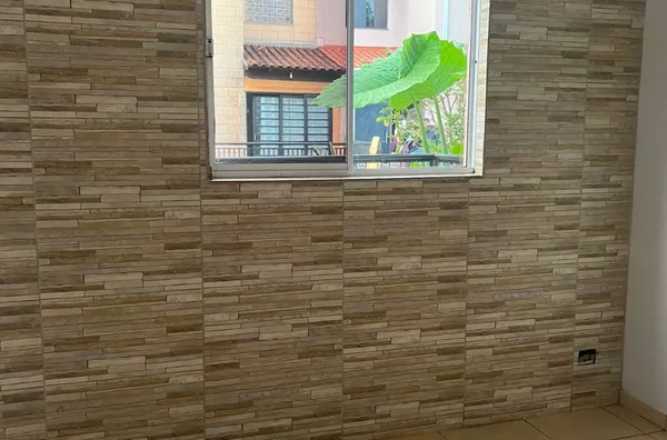 Sobrado para venda, 3 quarto(s),  Jardim Morumbi, Londrina