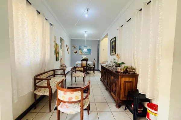 Casa em condomínio para venda, 4 quarto(s),  Residencial Santa Clara, Londrina
