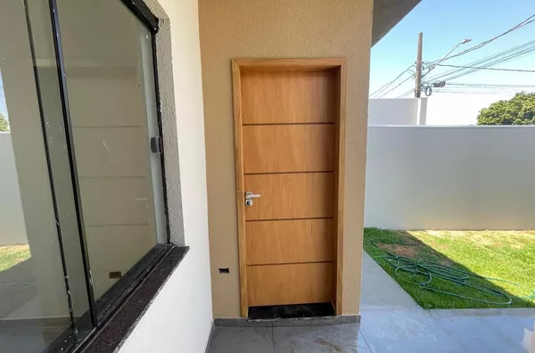 Vendo Casa Geminada Quitada - Zona Norte