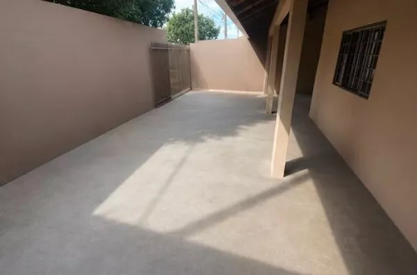 Vendo Casa Quitada no Maria Celina com Piscina - Zona Norte