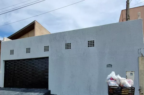 Casa para direitos de imóveis,  - Selecione - Bairro, Londrina