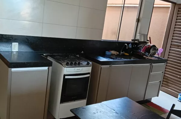 Casa para direitos de imóveis, 2 quarto(s),  Jardim Padovani, Londrina