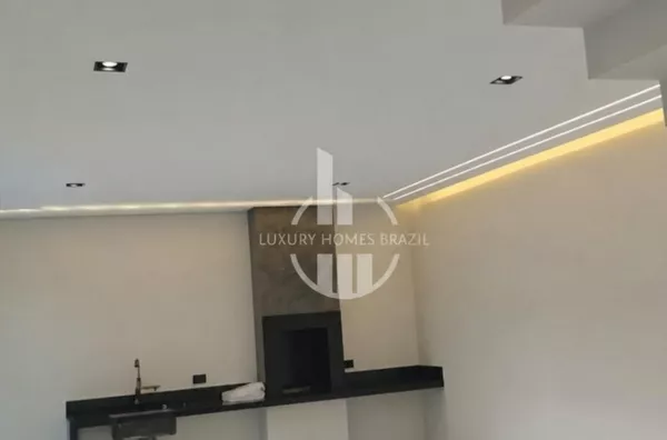 Vendo Sobrado de alto padrão no condomínio Morada do Vale - Zona Oeste  
