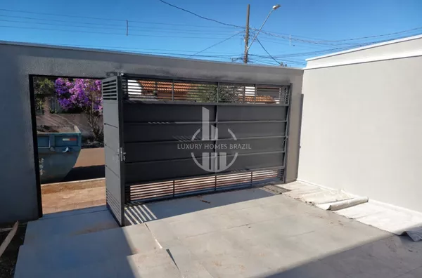 Vendo Sobrado no Jardim Piza - Zona Sul