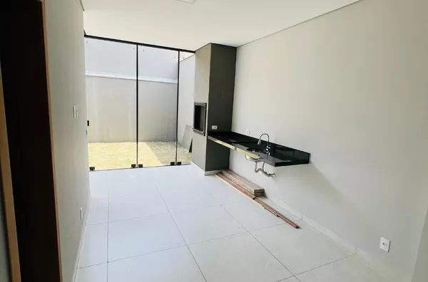 Sobrado para venda, 2 quarto(s),  Leonor, Londrina