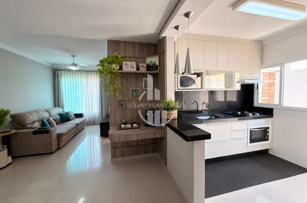 Vendo Casa no condomínio Resid Mont Serrat - Zona Sul
