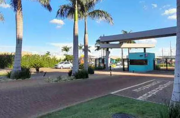 Casa em condomínio para venda e direitos de imóveis, 2 quarto(s),  Jardim Maria Celina, Londrina