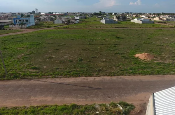 Terreno para venda no bairro Tropical Ville, Luis Eduardo Magalhaes