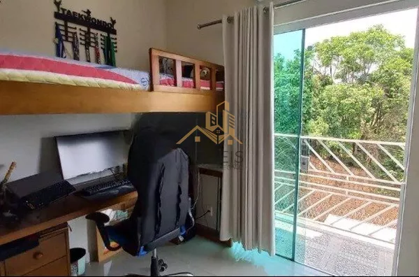 Excelente sobrado em condomínio fechado na cidade de Louveira. Ótimo acabamento, espaços amplos e confortáveis, ampla área gourmet com piscina.  Imóvel apto para financiamento.   Agende sua Visita - Foto 14