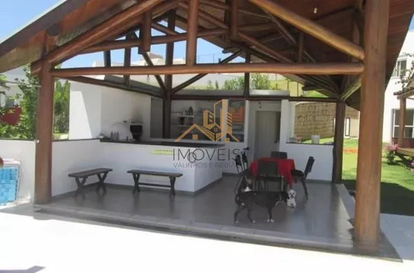 Casa à venda com 5 suítes em  condomínio de alto padrão na cidade de Louveira.  Lindo sobrado moderno e com fino acabamento, são 760m² de construção em um terreno de 1.890m², o andar superior oferece 3 suítes sendo a master com closet e banheira com hidro - Foto 29