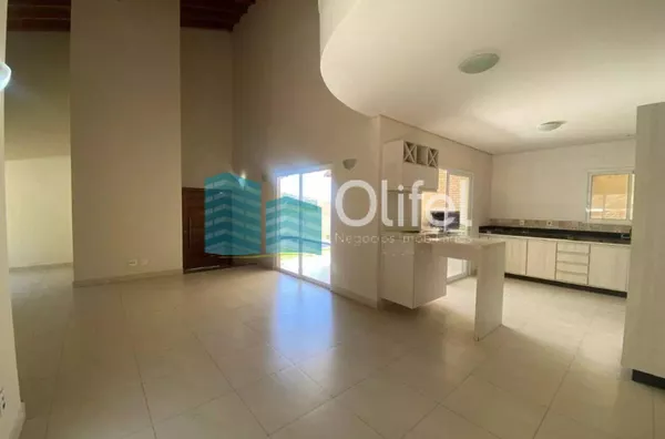 Lindo sobrado em condomínio fechado na cidade de Louveira, com excelente localização, proporcionando contato com a natureza, excelente qualidade de vida, além de estar próximo ao centro e principais vias de acesso. Conta com 3 suítes, varanda,  lavabo, ba - Foto 11