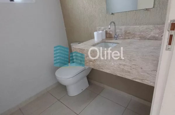 Excelente casa térrea com 3 dormitórios , sendo 1 suíte e 2 dormitórios com suíte americana (banheiro com entrada para dos 2 dormitórios, lavabo, escritório, ampla cozinha com armários, despensa, lavanderia, quintal com churrasqueira com armário e pia, ba - Foto 6