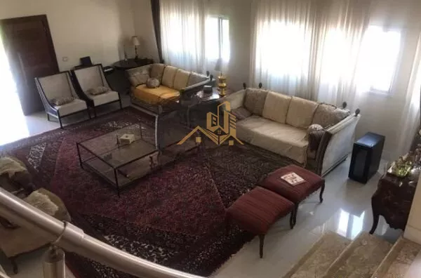 Linda casa em condomínio fechado de alto padrão na cidade de Vinhedo com 4 suítes, sendo no piso térreo uma suíte master com closet e hidromassagem e ar condicionado, sala ampla com lareira , escritório, lavabo, ampla cozinha planejada com copa, despensa, - Foto 6