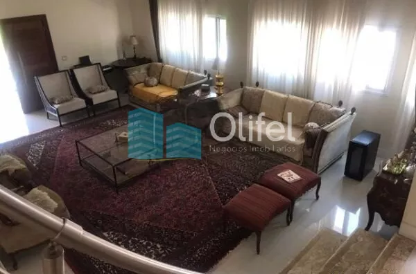 Linda casa em condomínio fechado de alto padrão na cidade de Vinhedo com 4 suítes, sendo no piso térreo uma suíte master com closet e hidromassagem e ar condicionado, sala ampla com lareira , escritório, lavabo, ampla cozinha planejada com copa, despensa, - Foto 6