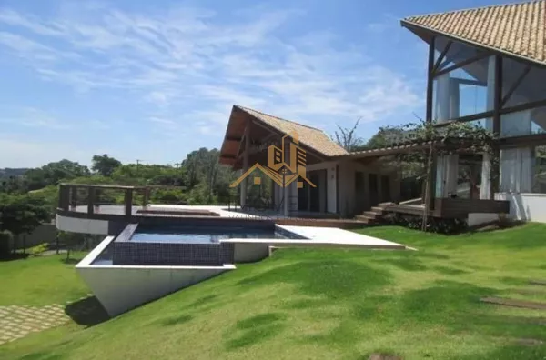 Casa à venda com 5 suítes em  condomínio de alto padrão na cidade de Louveira.  Lindo sobrado moderno e com fino acabamento, são 760m² de construção em um terreno de 1.890m², o andar superior oferece 3 suítes sendo a master com closet e banheira com hidro - Foto 3