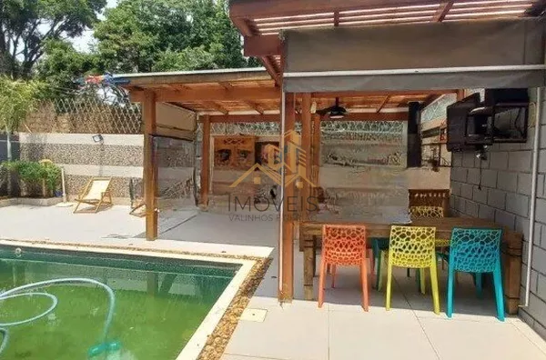 Excelente sobrado em condomínio fechado na cidade de Louveira. Ótimo acabamento, espaços amplos e confortáveis, ampla área gourmet com piscina.  Imóvel apto para financiamento.   Agende sua Visita - Foto 28