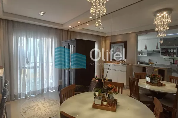 Lindo apartamento á venda na cidade de Vinhedo. Apartamento de 52 m² .condomínio com elevador e 1 vaga de carro. 01 Sala com espelhos na parede,01 cozinha com armário embutido, bancada de mármore e banqueta almofadada. 02 dormitórios com guarda-roupa plan - Foto 1