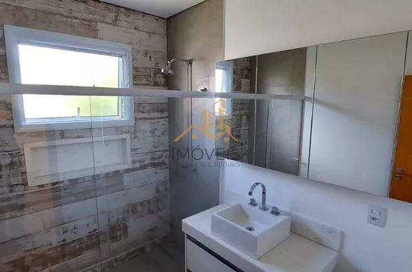 Excelente casa  em condomínio de alto padrão na cidade de Vinhedo.Sendo três suítes, escritório , lavabo, sala dois ambientes, cozinha integrada com sala de jantar, espaço gourmet, ar condicionado,  armários em todos os ambientes , piscina a - Foto 26
