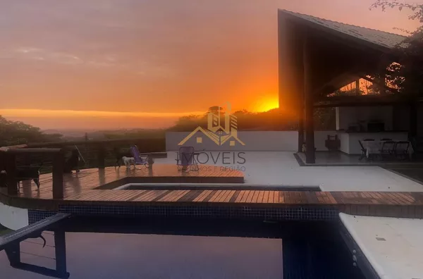 Casa à venda com 5 suítes em  condomínio de alto padrão na cidade de Louveira.  Lindo sobrado moderno e com fino acabamento, são 760m² de construção em um terreno de 1.890m², o andar superior oferece 3 suítes sendo a master com closet e banheira com hidro - Foto 32