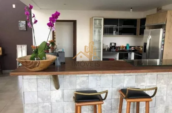Casa à venda com 5 suítes em  condomínio de alto padrão na cidade de Louveira.  Lindo sobrado moderno e com fino acabamento, são 760m² de construção em um terreno de 1.890m², o andar superior oferece 3 suítes sendo a master com closet e banheira com hidro - Foto 8