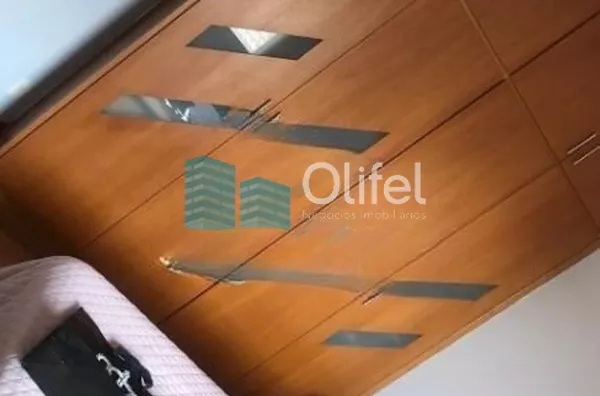 Linda casa em condomínio fechado de alto padrão na cidade de Vinhedo com 4 suítes, sendo no piso térreo uma suíte master com closet e hidromassagem e ar condicionado, sala ampla com lareira , escritório, lavabo, ampla cozinha planejada com copa, despensa, - Foto 24