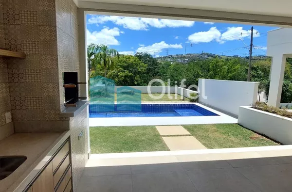 Excelente casa  em condomínio de alto padrão na cidade de Vinhedo.Sendo três suítes, escritório , lavabo, sala dois ambientes, cozinha integrada com sala de jantar, espaço gourmet, ar condicionado,  armários em todos os ambientes , piscina a - Foto 5