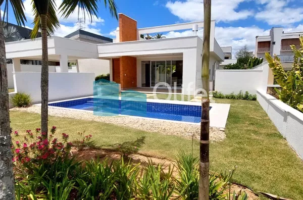 Excelente casa  em condomínio de alto padrão na cidade de Vinhedo.Sendo três suítes, escritório , lavabo, sala dois ambientes, cozinha integrada com sala de jantar, espaço gourmet, ar condicionado,  armários em todos os ambientes , piscina a - Foto 8