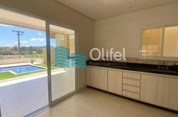 Lindo sobrado em condomínio fechado na cidade de Louveira, com excelente localização, proporcionando contato com a natureza, excelente qualidade de vida, além de estar próximo ao centro e principais vias de acesso. Conta com 3 suítes, varanda,  lavabo, ba - Foto 17