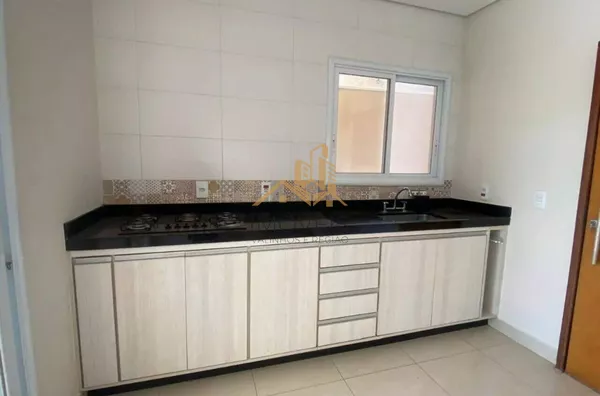 Lindo sobrado em condomínio fechado na cidade de Louveira, com excelente localização, proporcionando contato com a natureza, excelente qualidade de vida, além de estar próximo ao centro e principais vias de acesso. Conta com 3 suítes, varanda, lavabo, ba - Foto 19