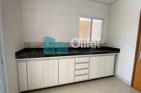 Lindo sobrado em condomínio fechado na cidade de Louveira, com excelente localização, proporcionando contato com a natureza, excelente qualidade de vida, além de estar próximo ao centro e principais vias de acesso. Conta com 3 suítes, varanda,  lavabo, ba - Foto 19
